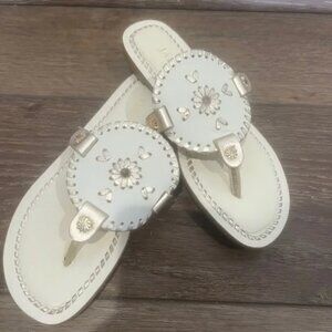NIB Jack Rogers Collins Flat Leather Sandals, Ivory & Platinum, Size 9